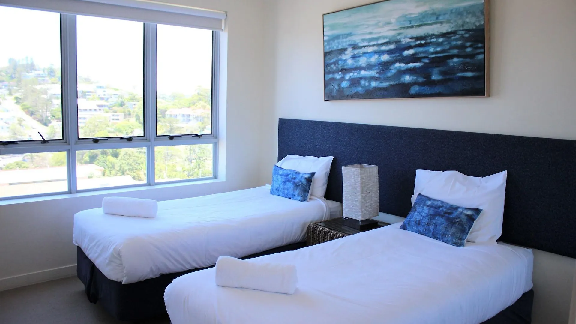 Апарт отель Blue C Coolangatta 4*,